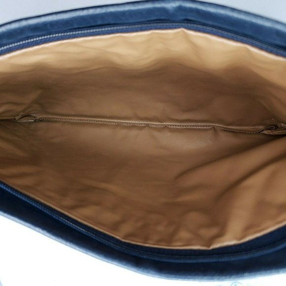 Vintage 1970's 80's Navy Blue Vinyl Zipper Clutch - Picture 5 of 6